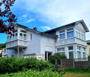 Villa West